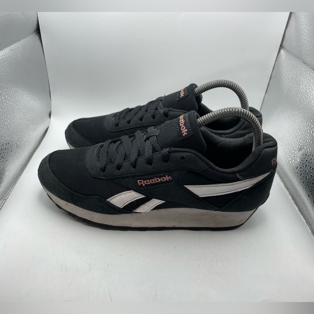 Reebok Rewind Run women’s black suede sneakers size 7.5
